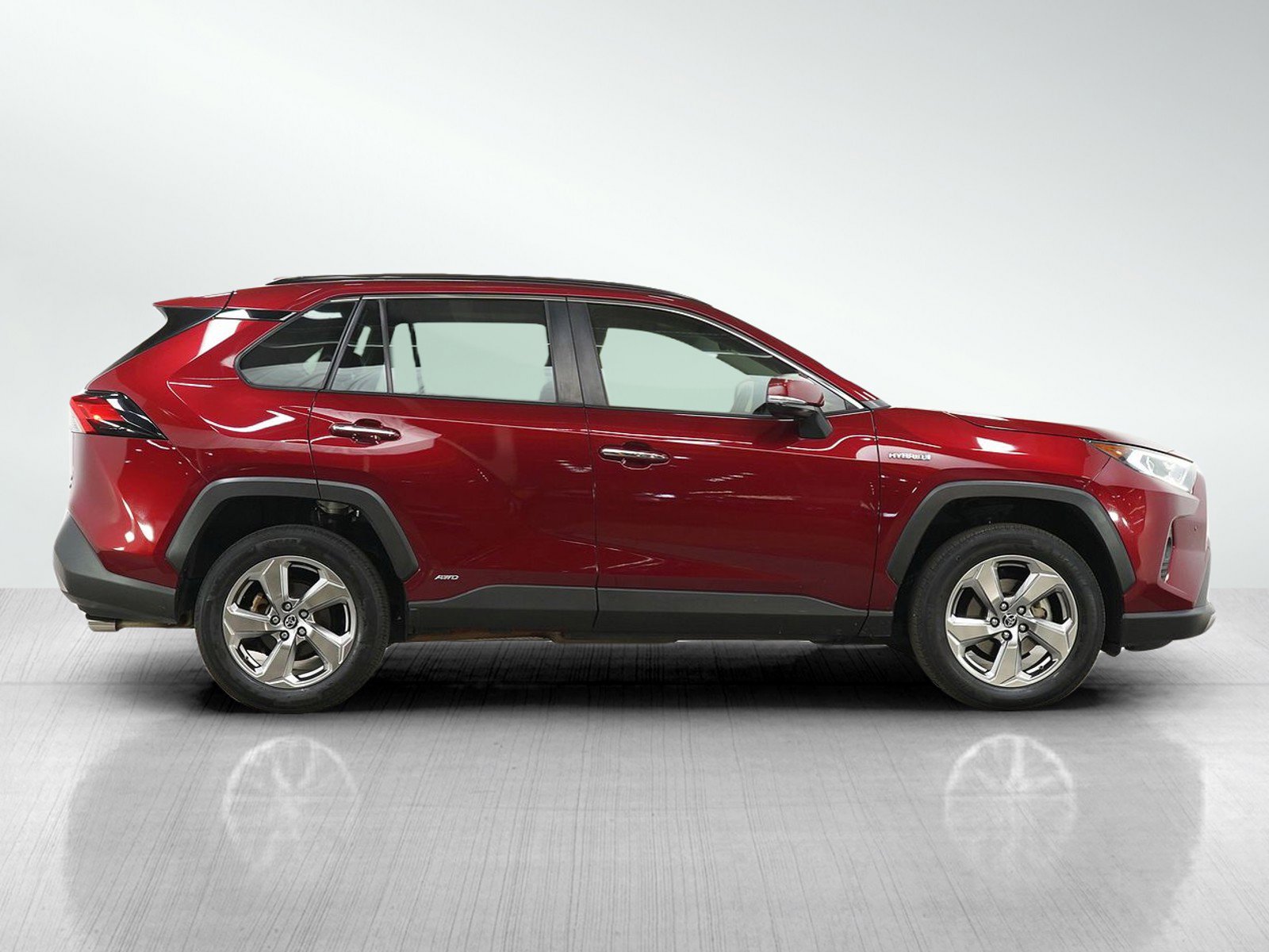 Used 2019 Toyota RAV4 Limited AWD/4WD image 6