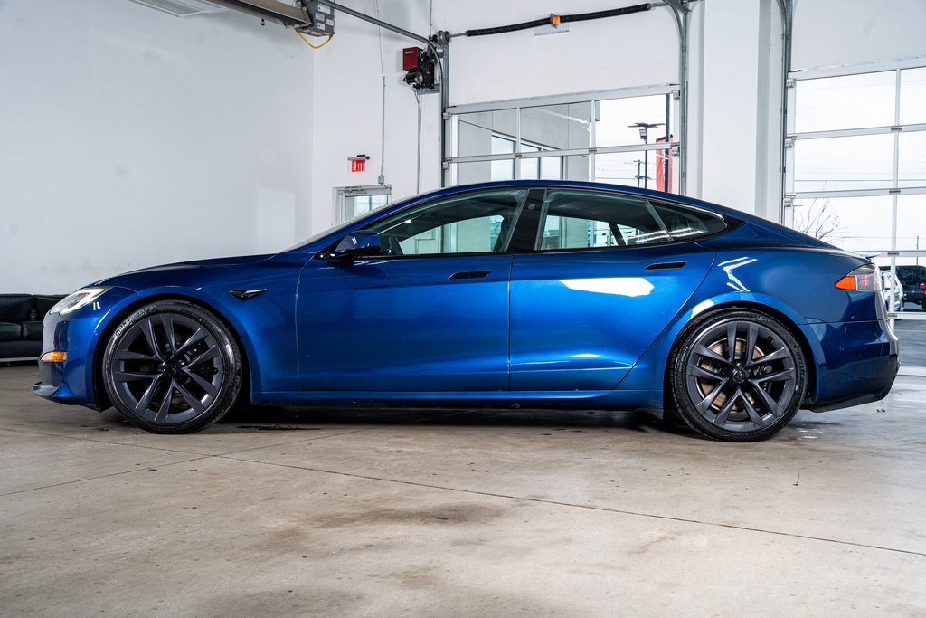 Used 2021 Tesla Model S Plaid image 8