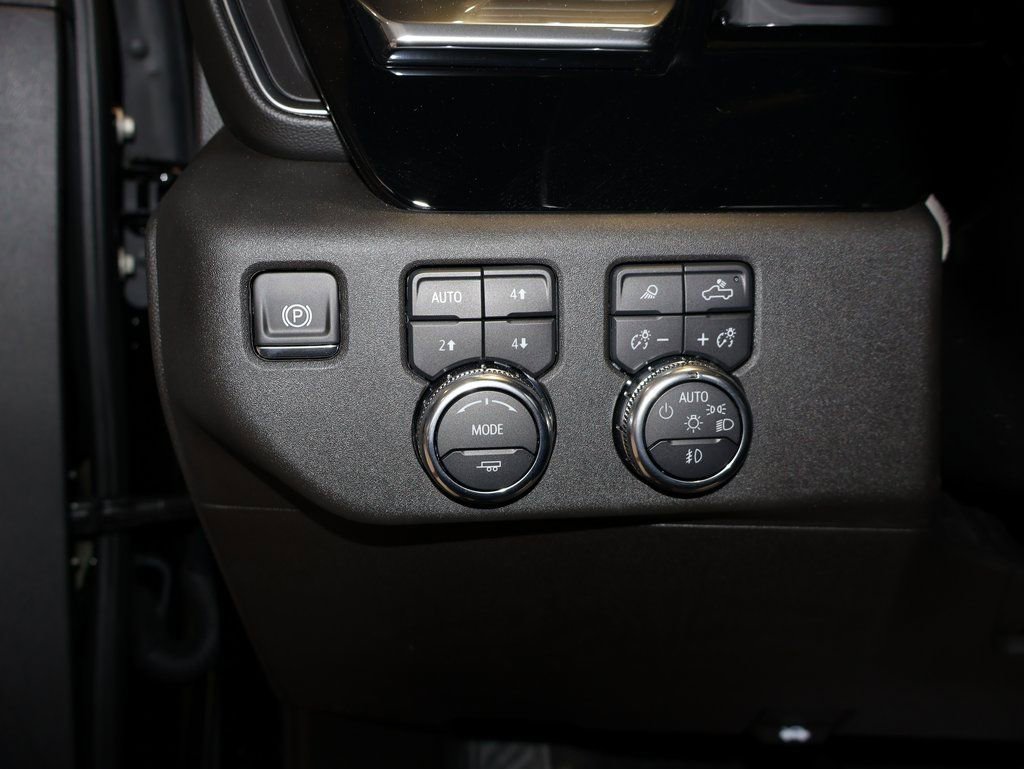 New 2025 GMC Sierra 2500 SLT w/ SLT Convenience Package image 14