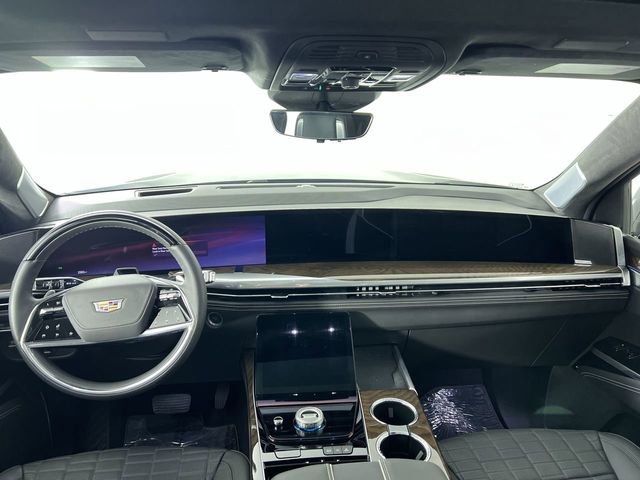 Used 2025 Cadillac Escalade Premium Luxury Platinum AWD/4WD image 21