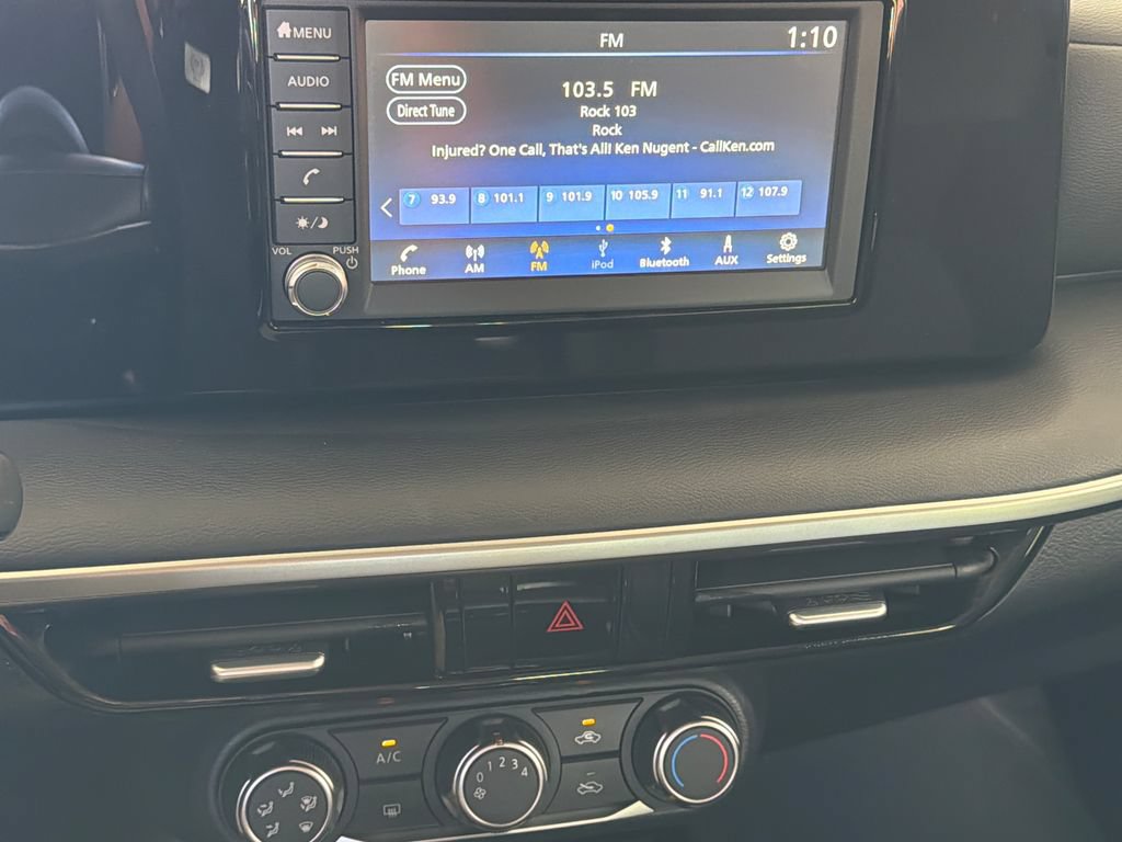 Used 2025 Nissan Kicks S FWD image 7