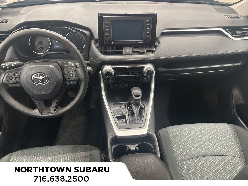 Used 2020 Toyota RAV4 XLE w/ Carpet Mat Package AWD/4WD image 3