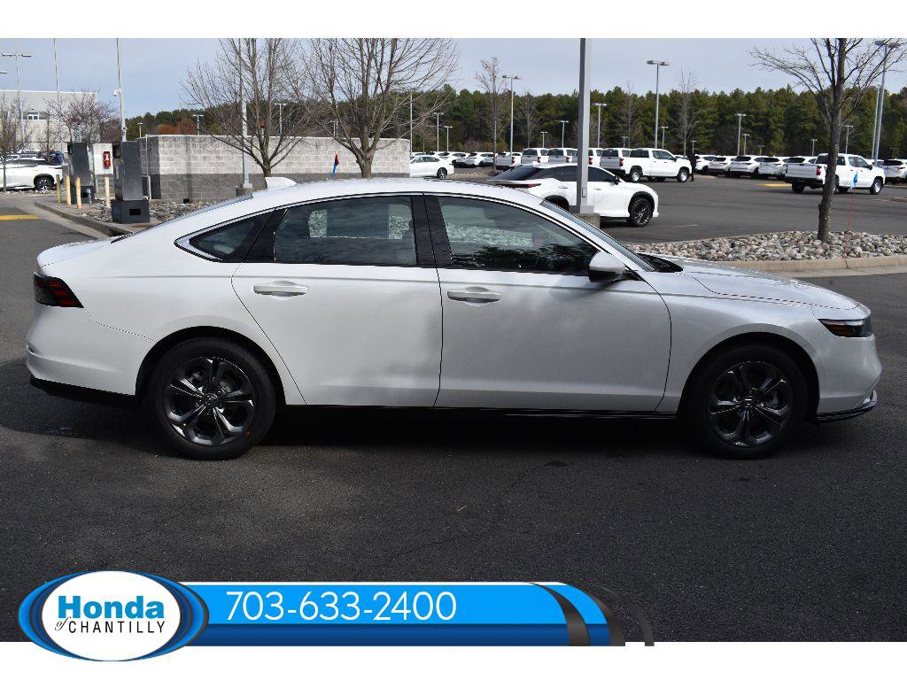 New 2026 Honda Accord Hybrid EX-L image 8