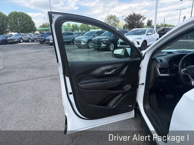 Used 2020 GMC Terrain SLT w/ Preferred Package AWD/4WD image 27