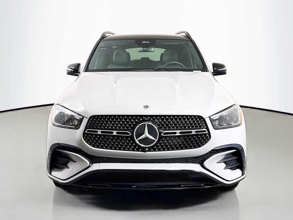 Used 2025 Mercedes-Benz GLE 450 GLE 450 w/ AMG Line Exterior image 2