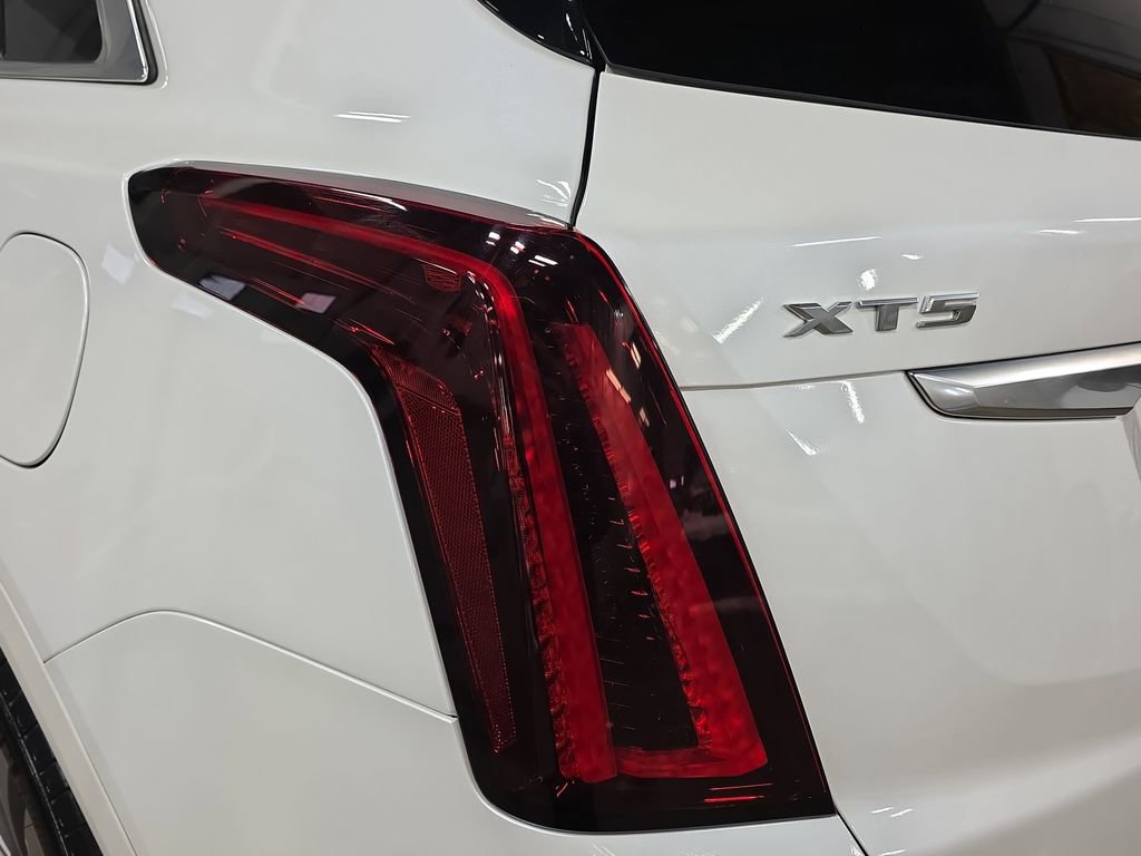 Used 2023 Cadillac XT5 Premium Luxury w/ Technology Package image 37