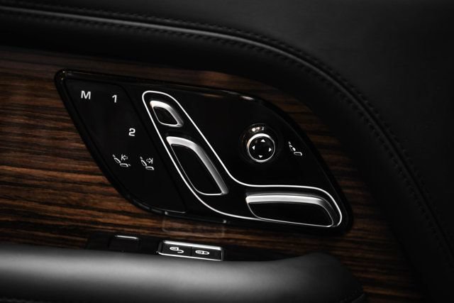 Used 2019 Land Rover Range Rover Autobiography AWD/4WD image 44
