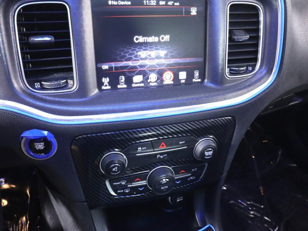 Used 2016 Dodge Charger SXT w/ Plus Group image 15