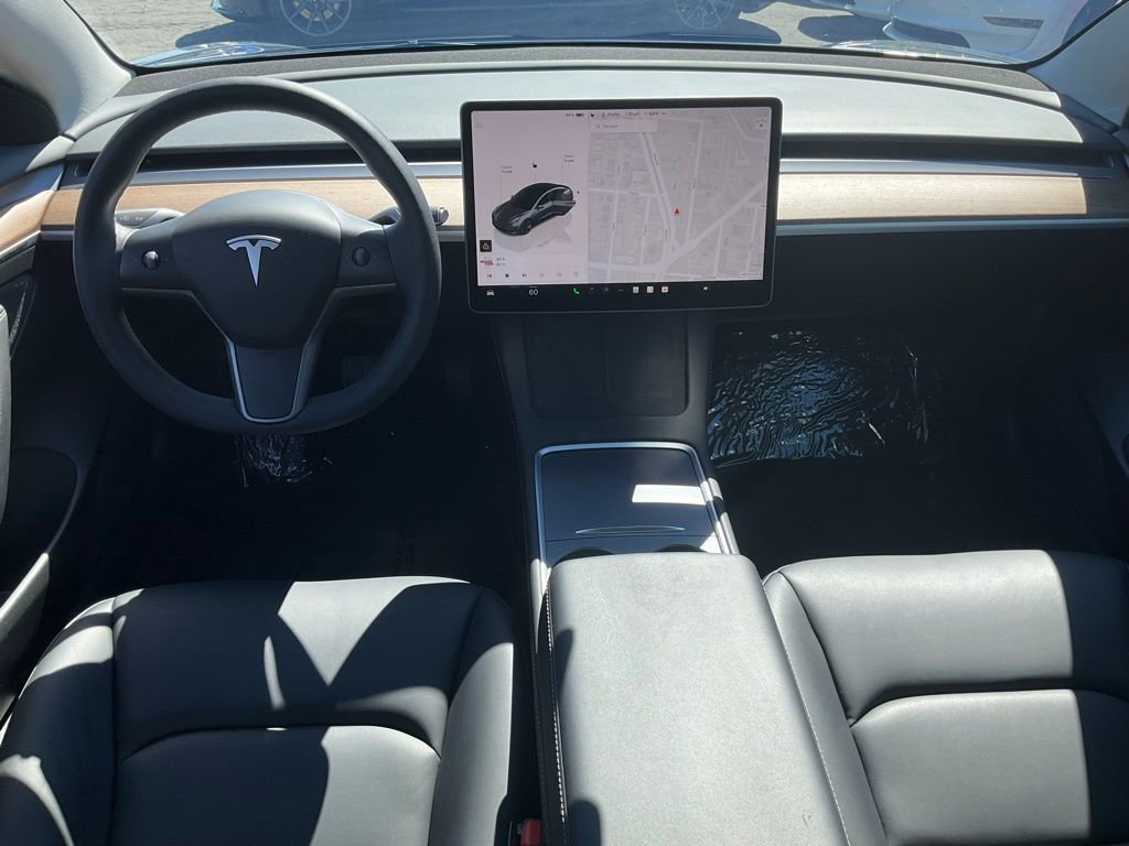 Used 2023 Tesla Model 3 Standard Range image 36