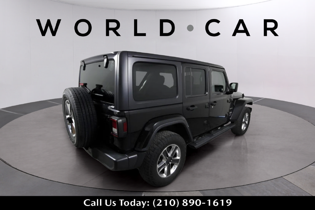 Used 2021 Jeep Wrangler Unlimited Sahara AWD/4WD image 3