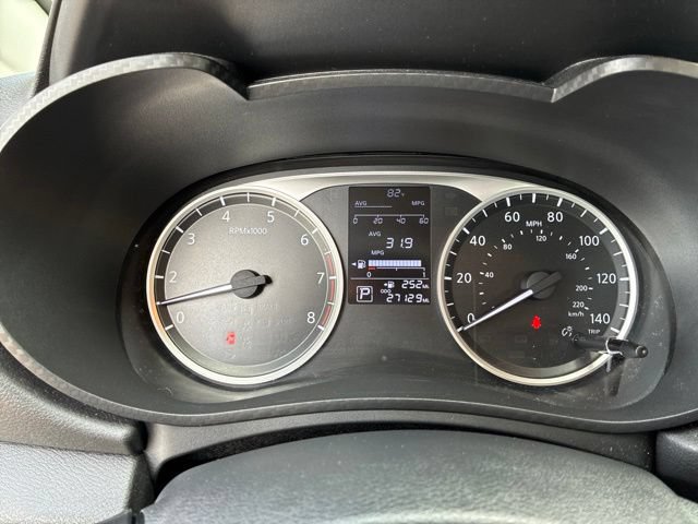 Used 2023 Nissan Versa S w/ Trunk Package FWD image 15