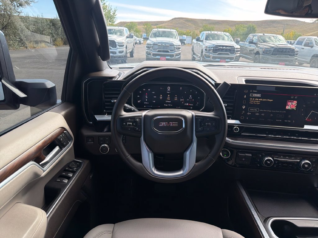 Used 2026 GMC Sierra 3500 SLT w/ SLT Convenience Package AWD/4WD image 4