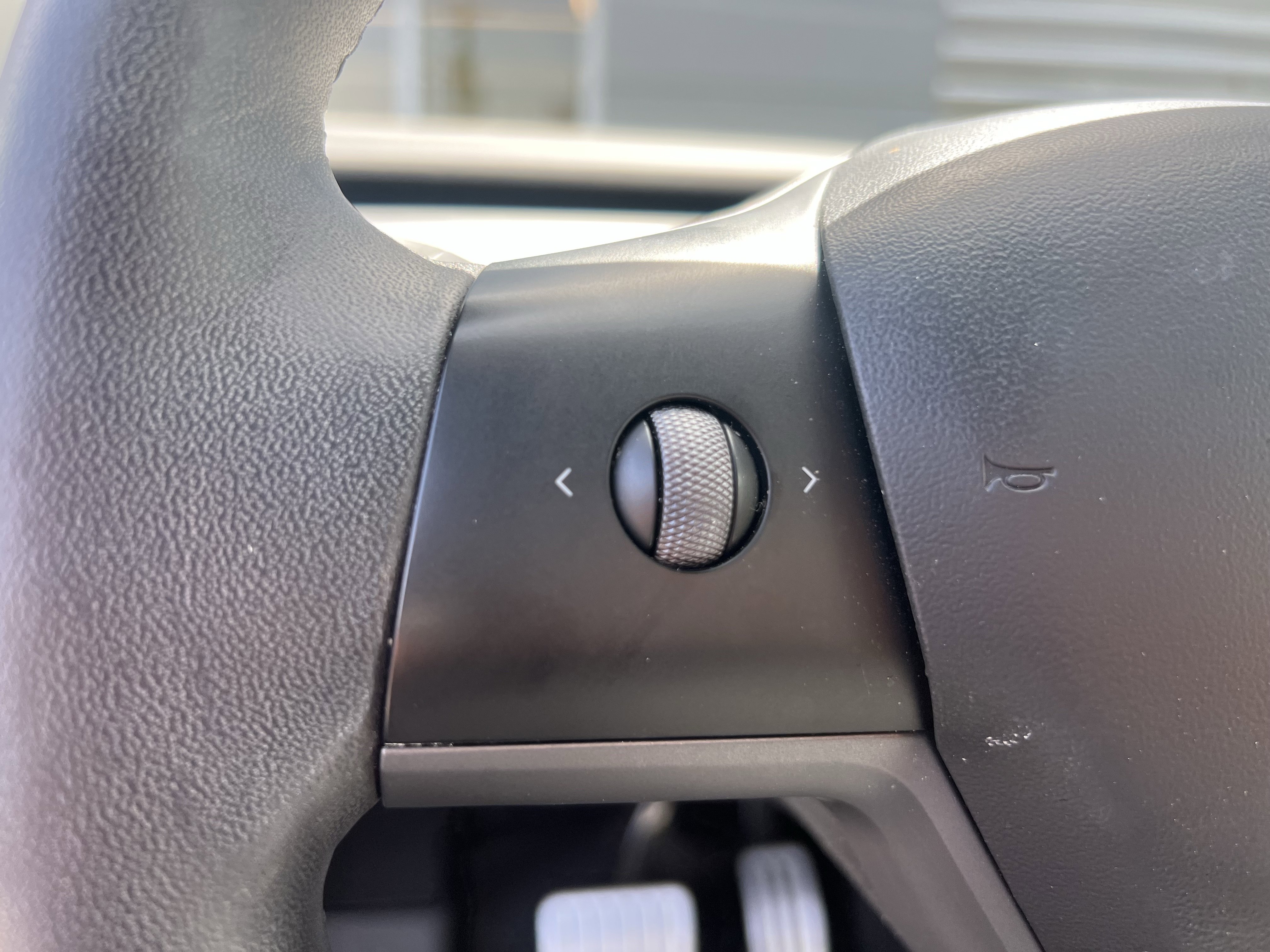 Used 2022 Tesla Model Y Performance image 21