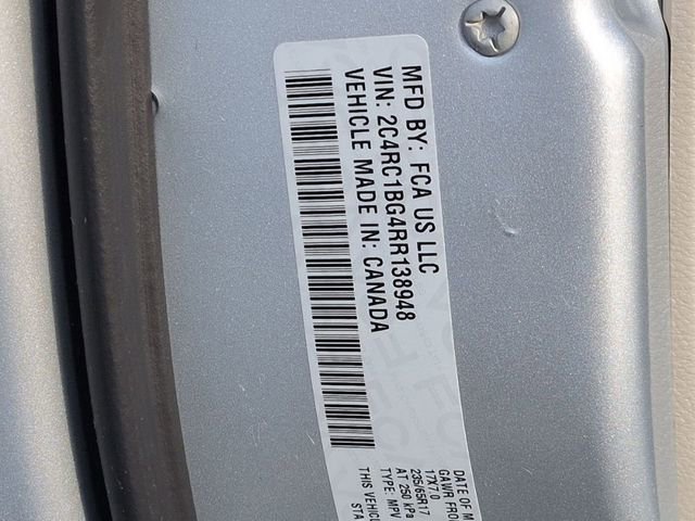 Used 2024 Chrysler Pacifica Touring-L image 33