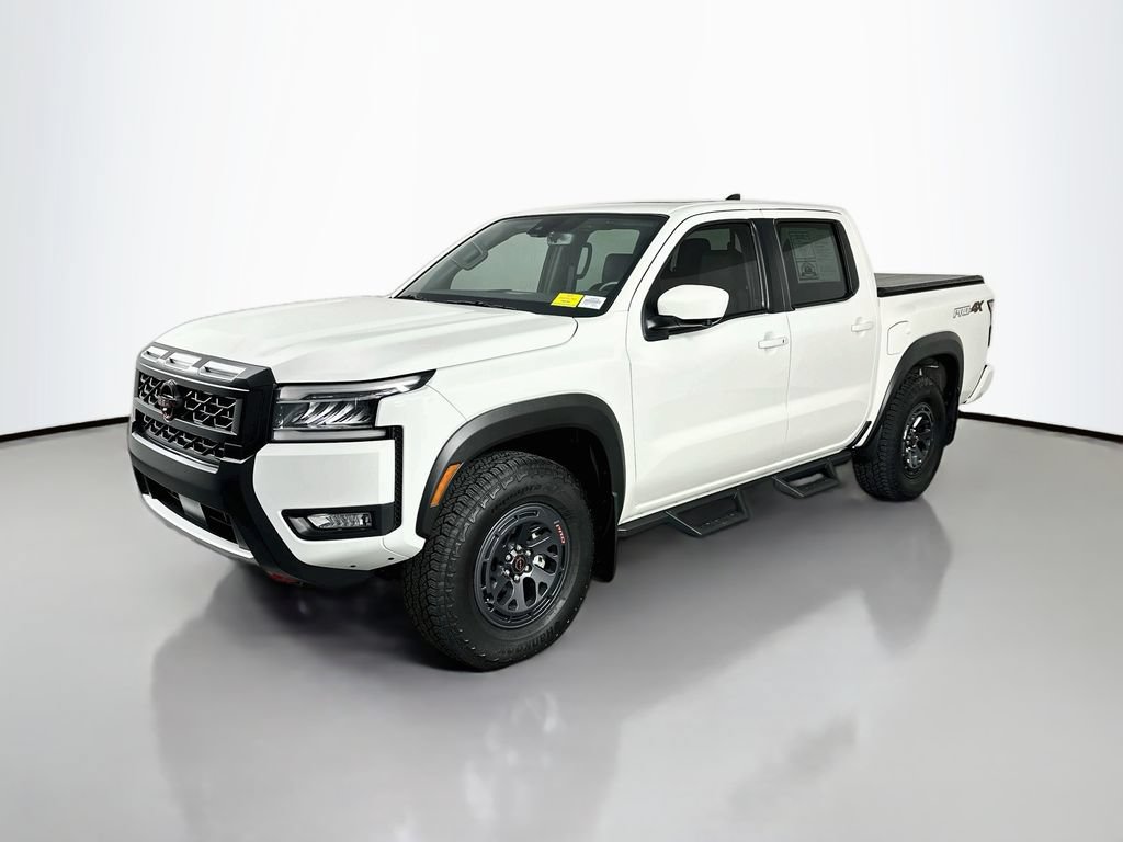 Used 2025 Nissan Frontier PRO-4X w/ Pro Premium Package AWD/4WD image 3