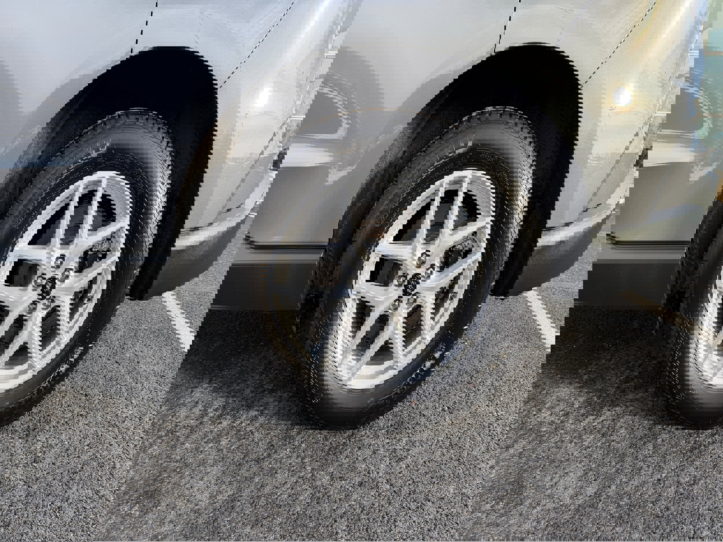 Certified 2024 Ford Edge SEL w/ Convenience Package image 10