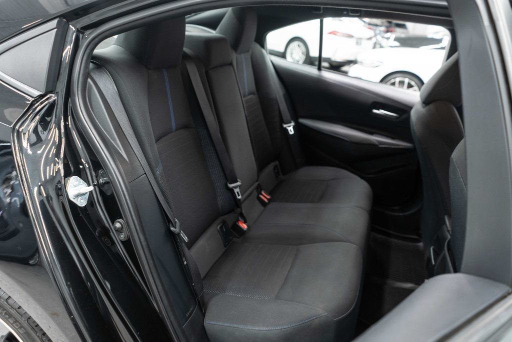 Used 2021 Toyota Corolla SE FWD image 11
