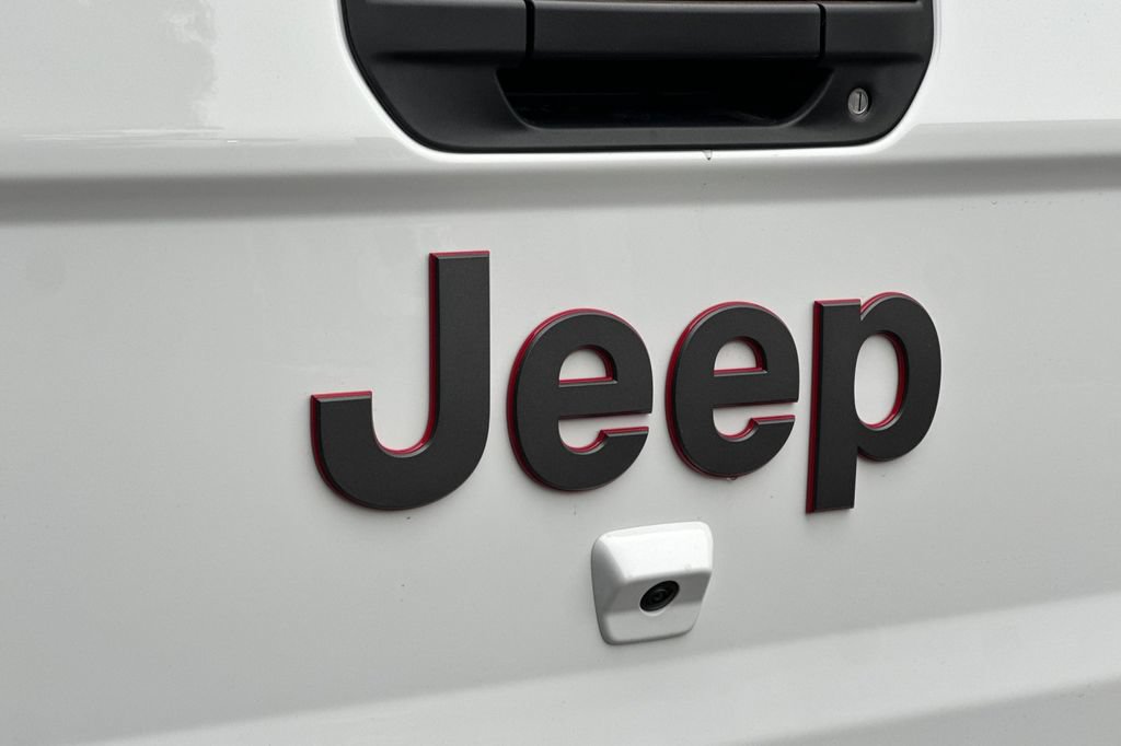New 2026 Jeep Gladiator Rubicon AWD/4WD image 24