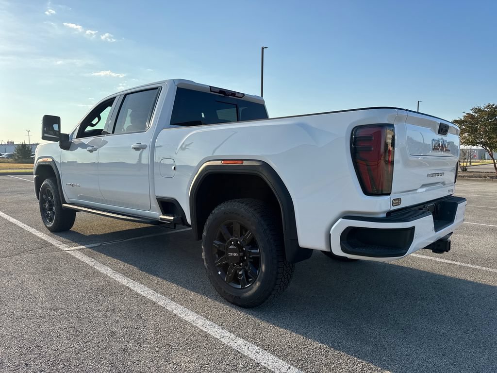 New 2026 GMC Sierra 2500 AT4 w/ AT4 Premium Plus Package AWD/4WD image 4