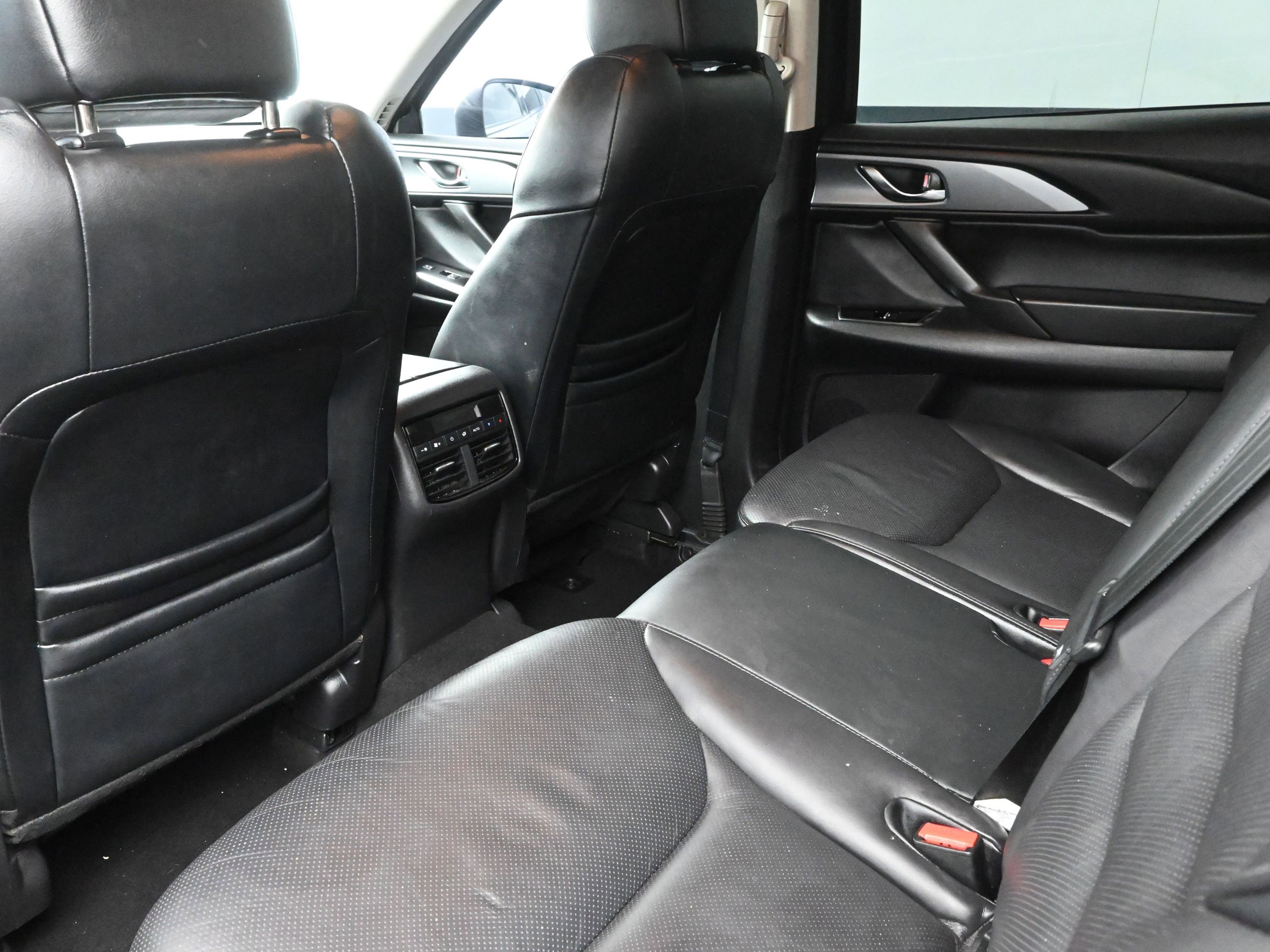 Used 2022 MAZDA CX-9 Touring image 20