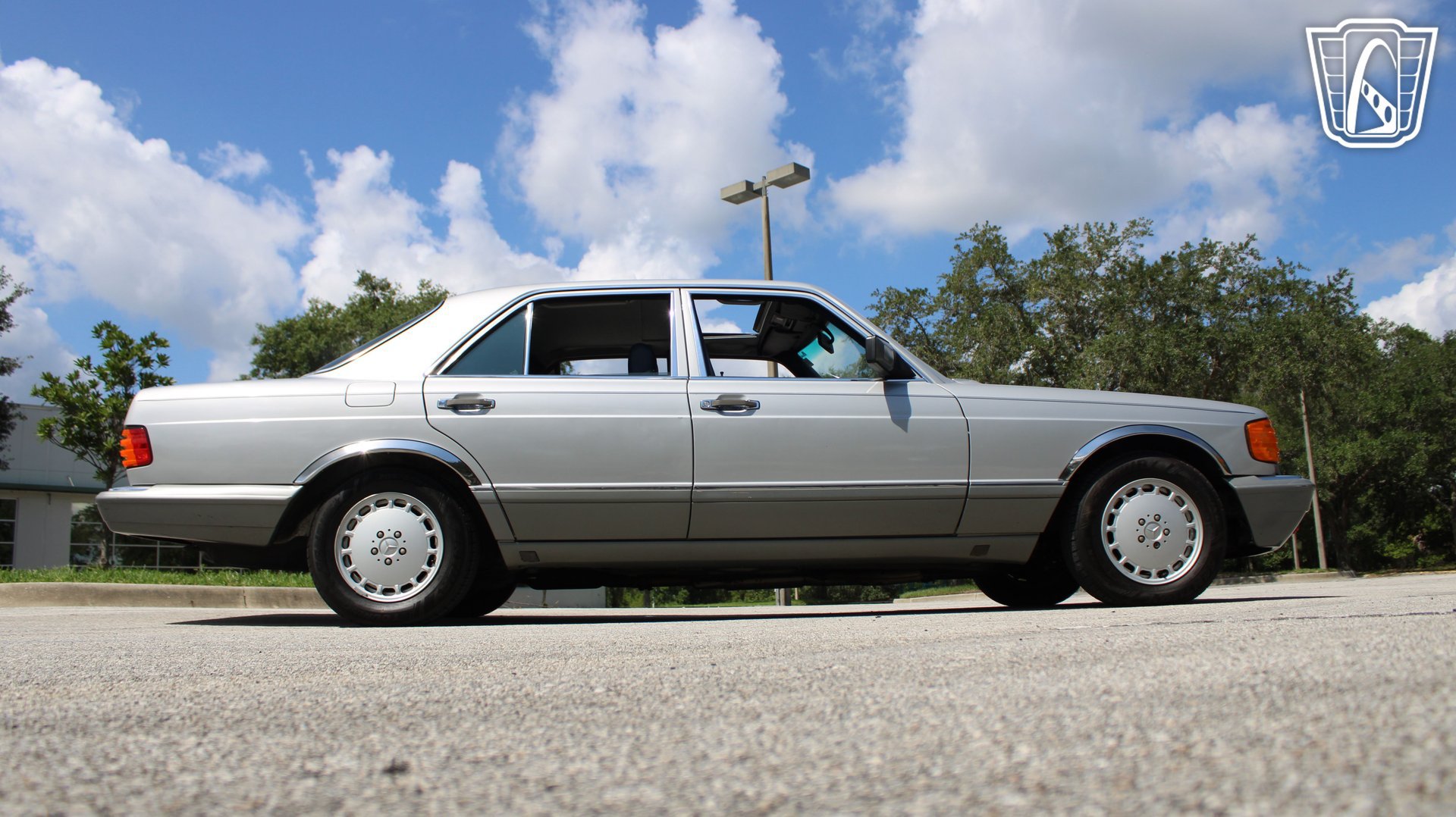 Used 1990 Mercedes-Benz 300 SE image 20