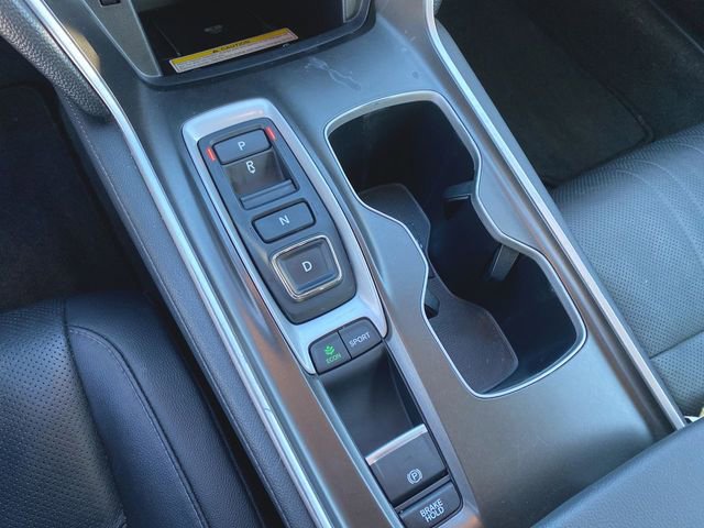 Used 2019 Honda Accord Touring image 16