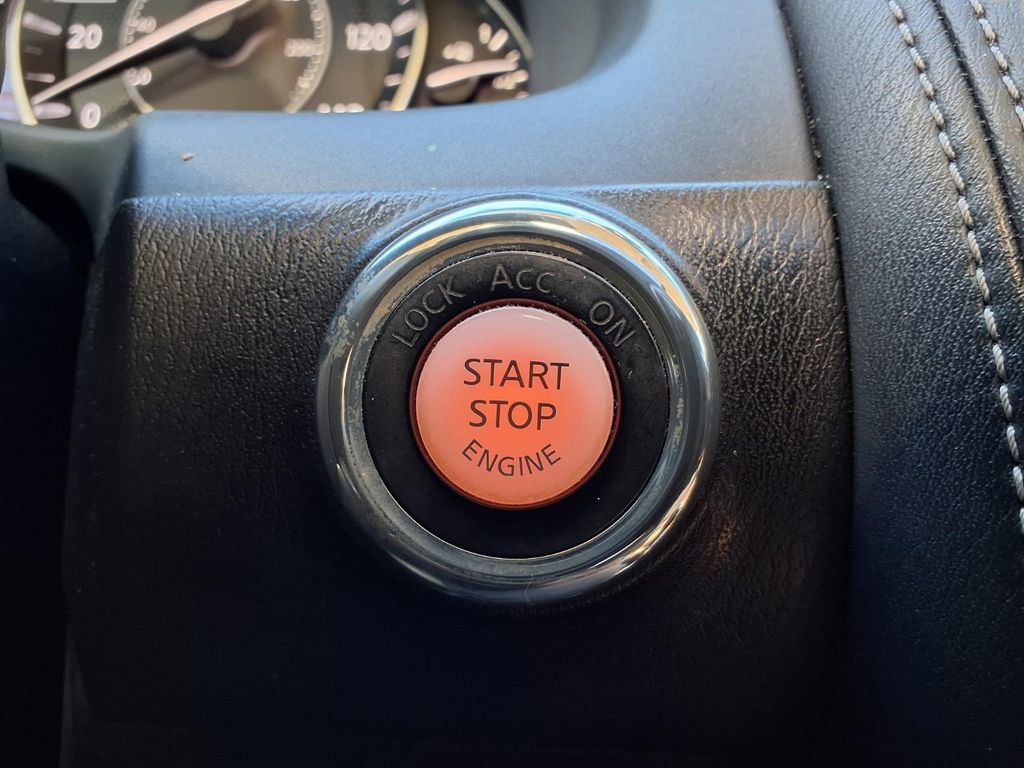 Used 2017 Nissan Armada Platinum w/ Captain Seat Package image 10