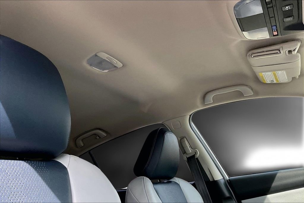 Used 2019 Subaru Crosstrek Hybrid image 25