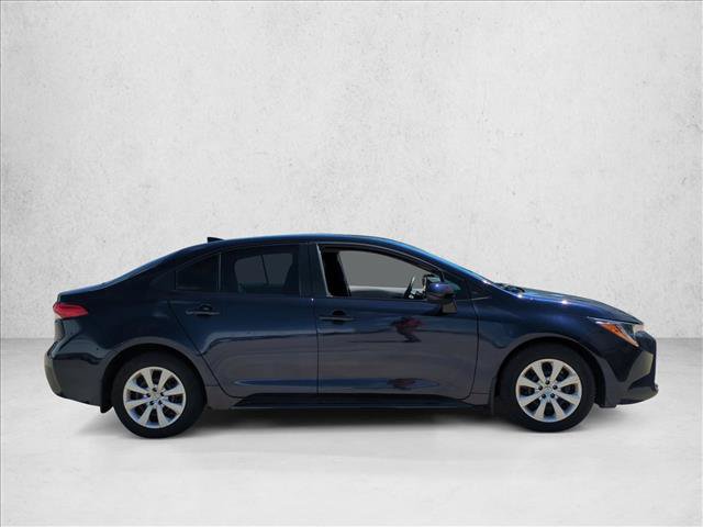 Certified 2025 Toyota Corolla LE FWD image 4