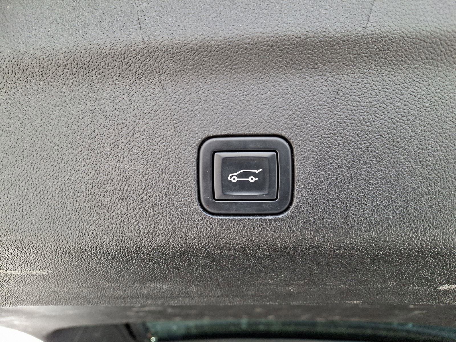 Used 2022 Chevrolet Tahoe Z71 w/ Z71 Off-Road Package image 29