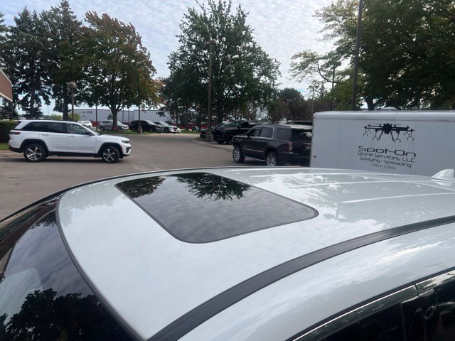 Used 2020 Acura MDX w/ Technology Package AWD/4WD image 9