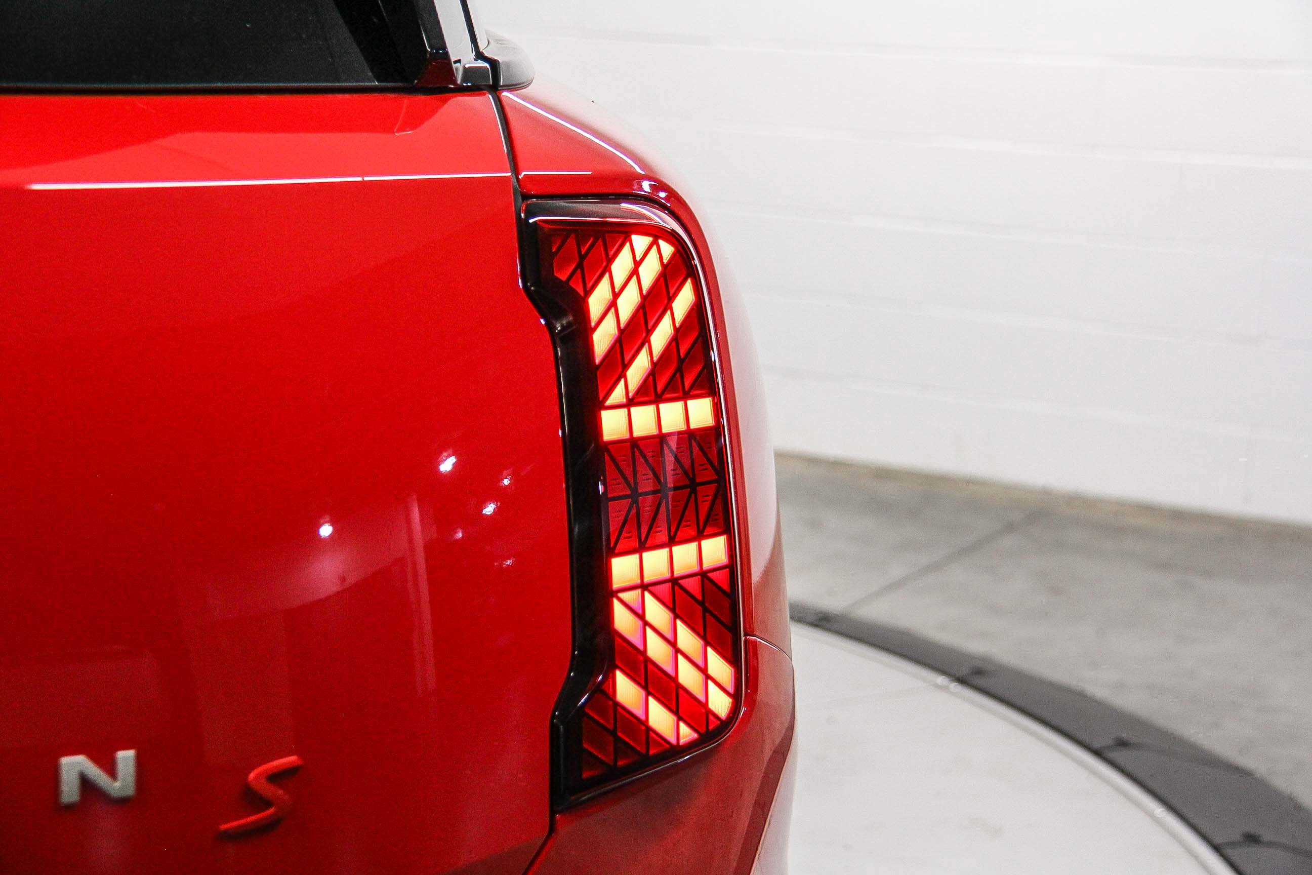 Used 2025 MINI Cooper Countryman S w/ Comfort Package Max image 7