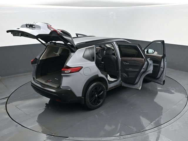Used 2023 Nissan Rogue SV w/ SV Premium Package AWD/4WD image 28