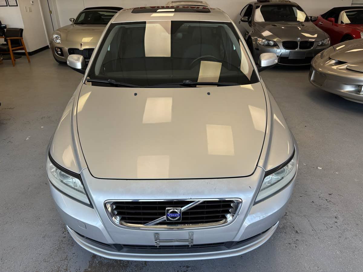 Used 2010 Volvo S40 2.4i FWD image 2
