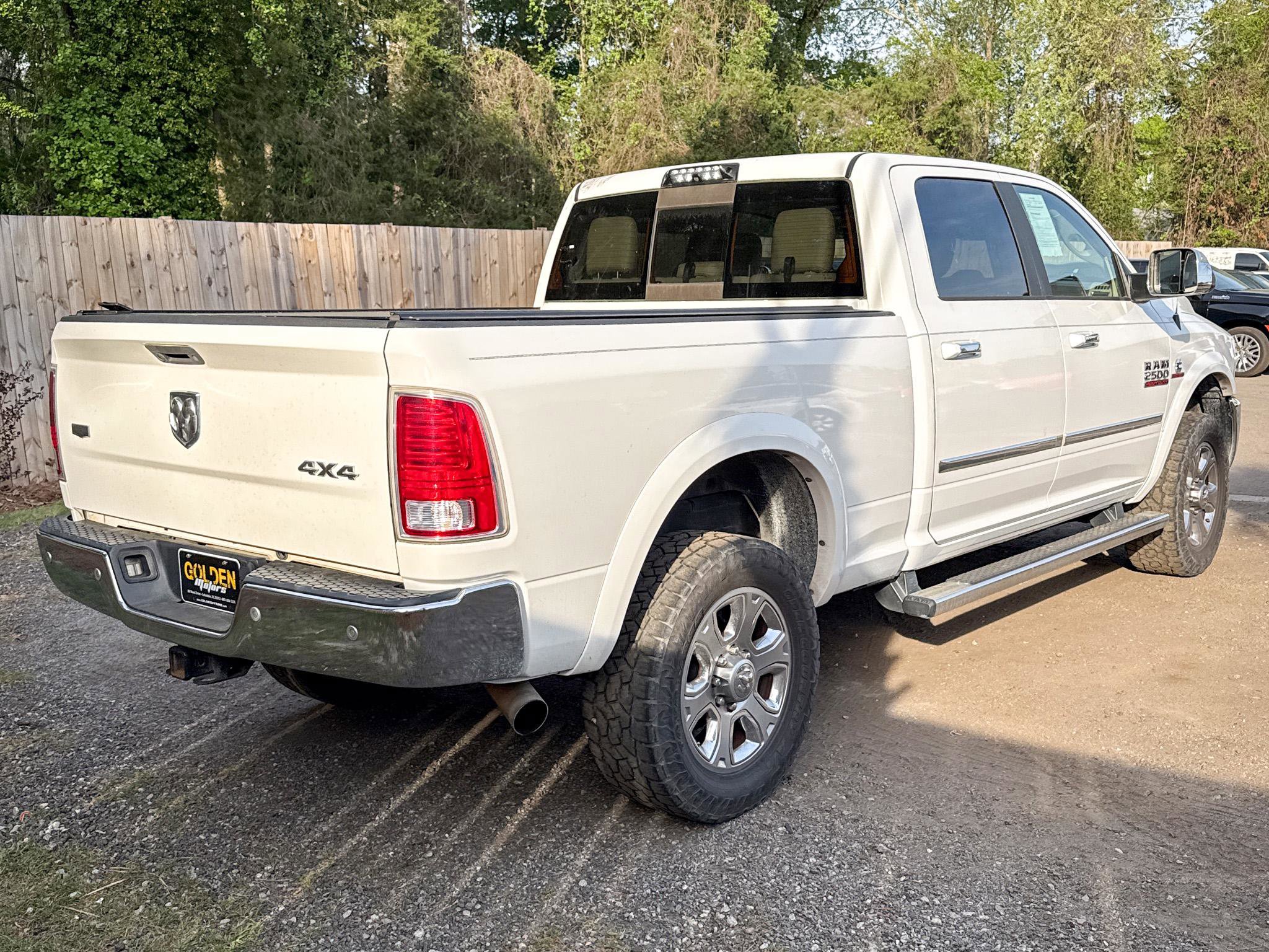 Used 2018 RAM 2500 Laramie image 12