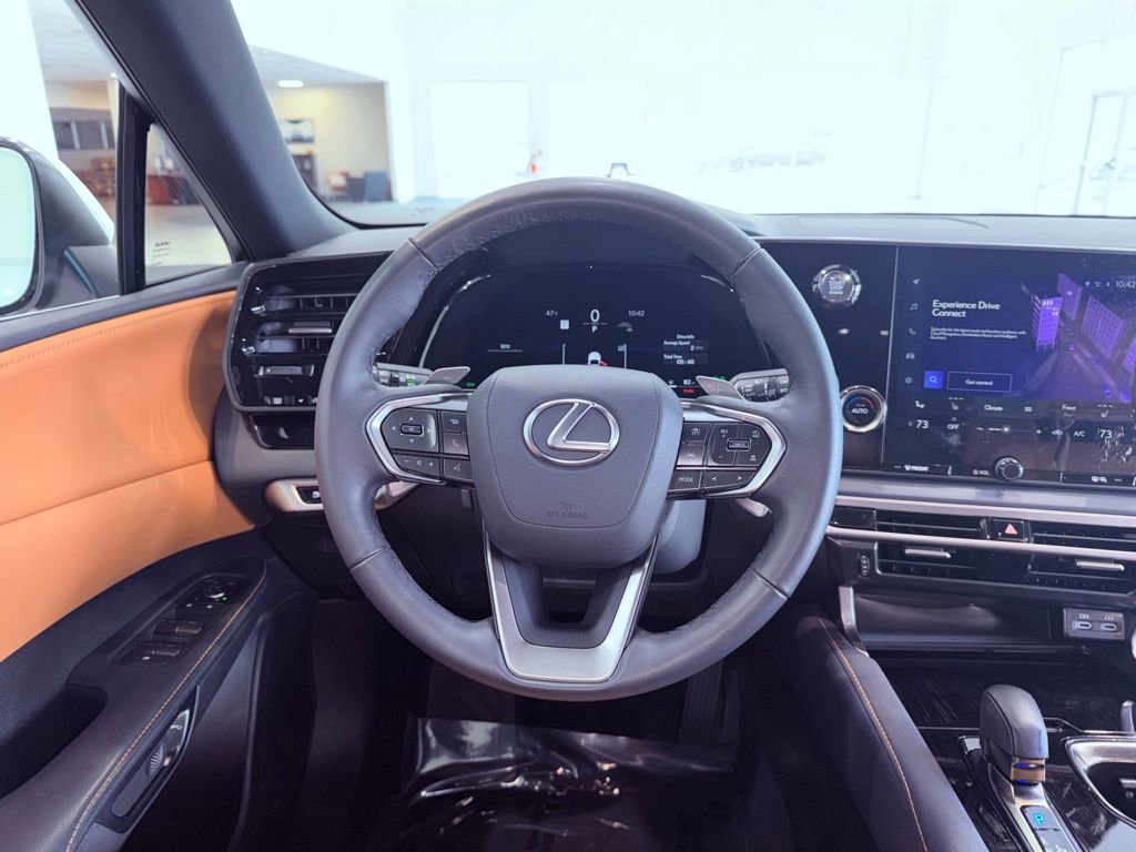 Used 2025 Lexus RX 350 FWD w/ Technology Package image 17