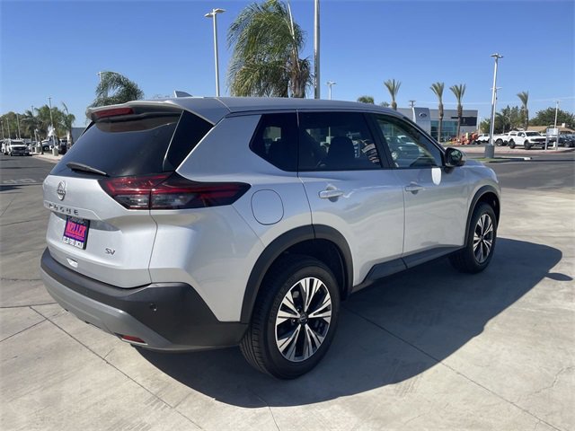 Used 2023 Nissan Rogue SV image 8