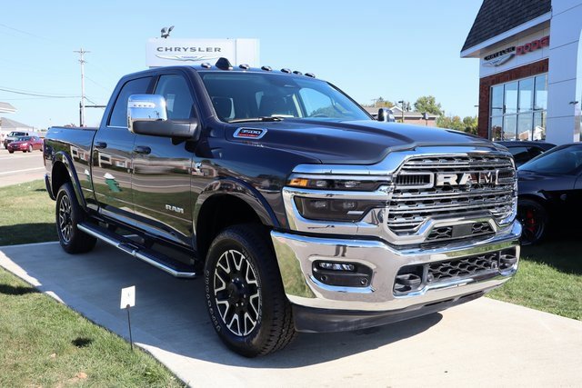 Used 2025 RAM 3500 Longhorn w/ Towing Technology Group image 4