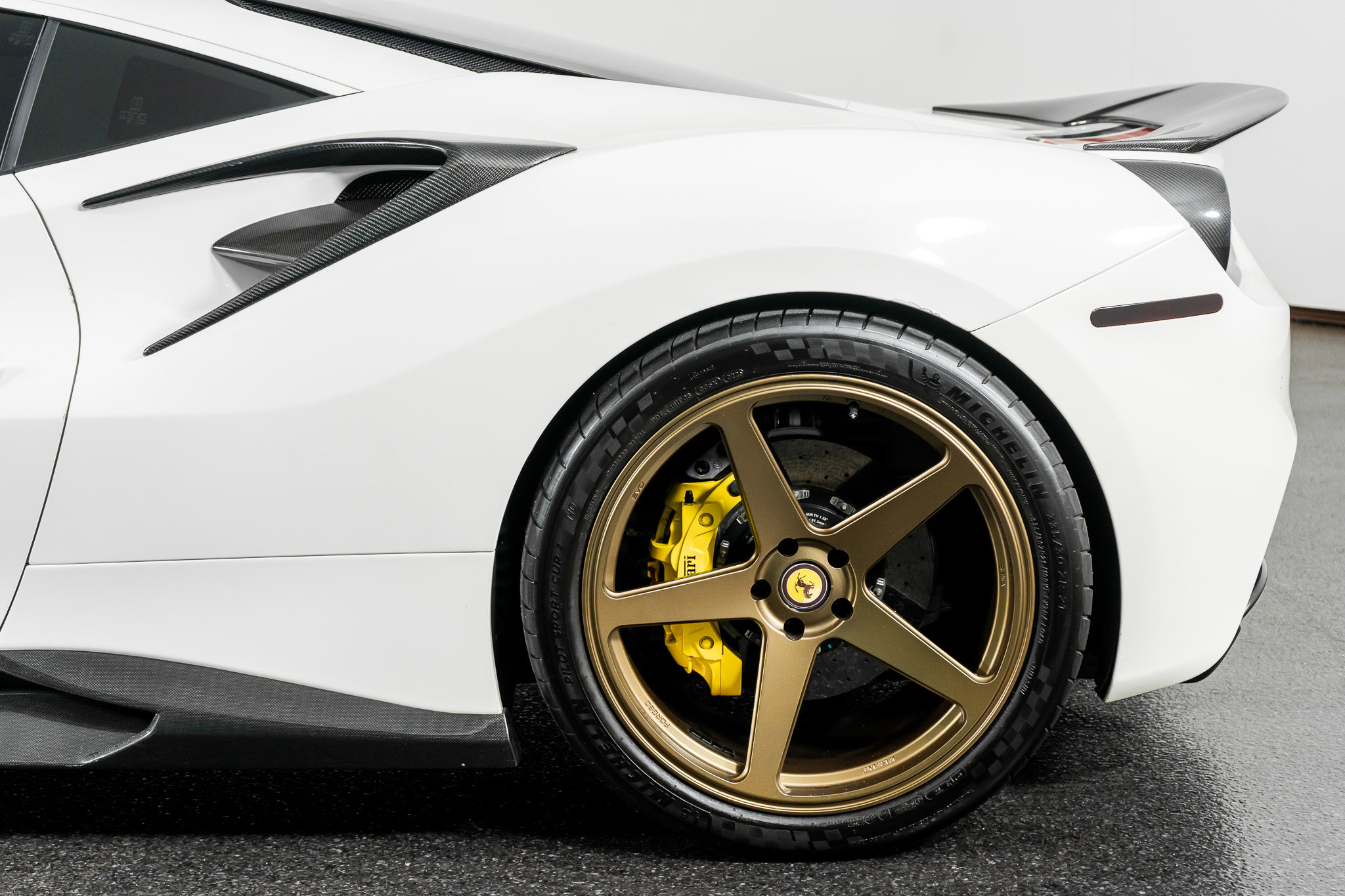 Used 2016 Ferrari 488 GTB image 18