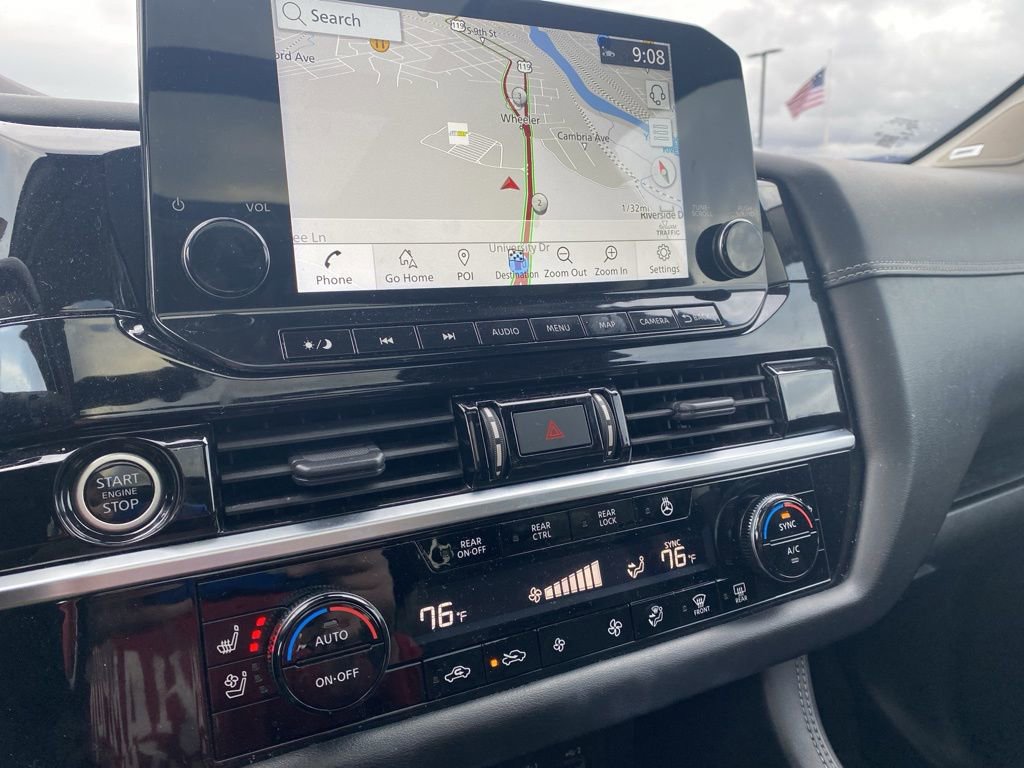 Used 2022 Nissan Pathfinder Platinum w/ Cargo Package image 15