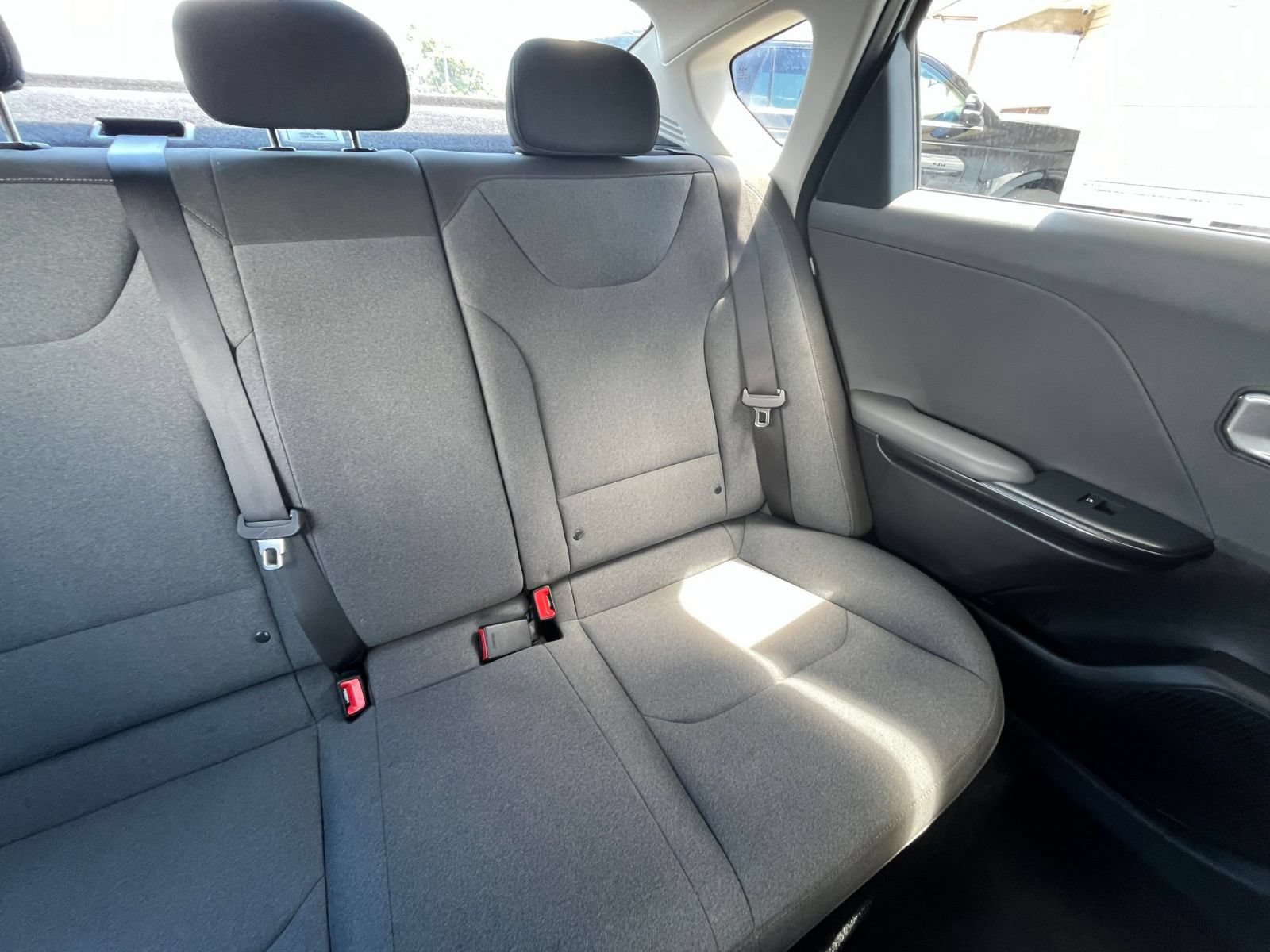 Used 2025 Kia K4 FWD image 61
