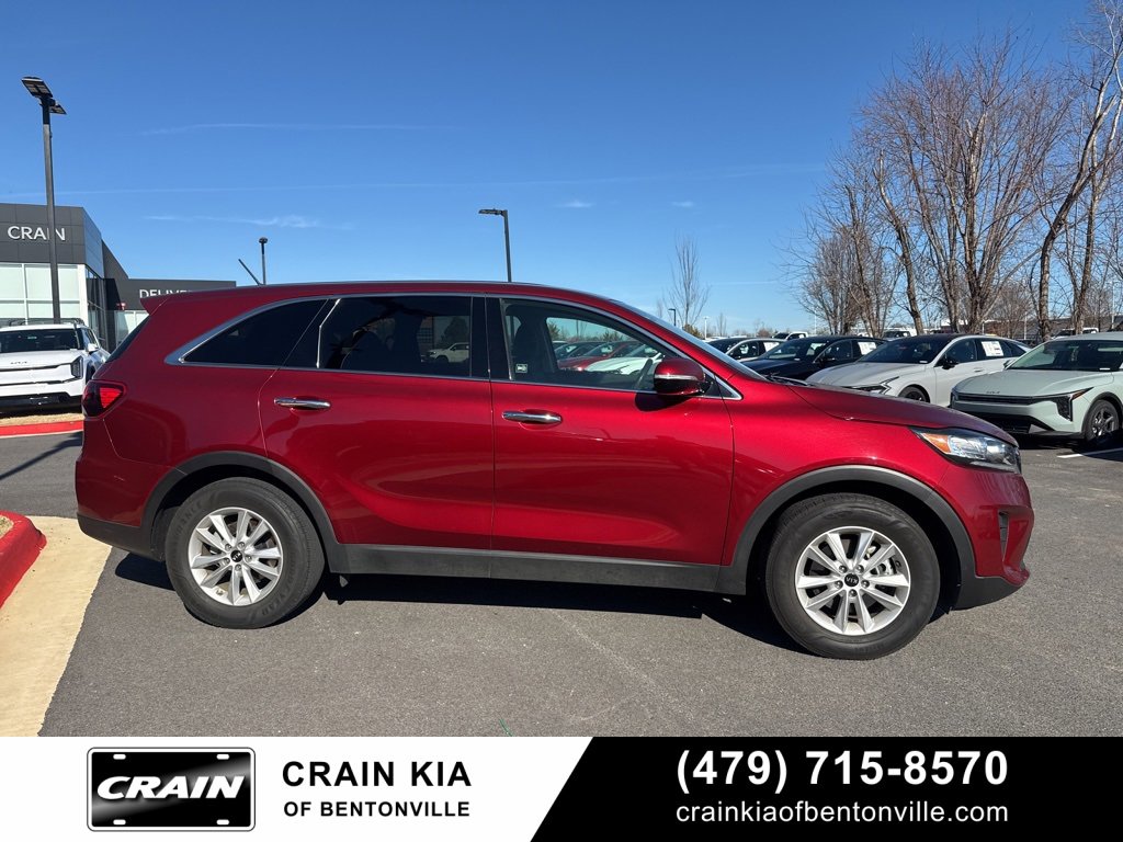 Used 2019 Kia Sorento LX image 3