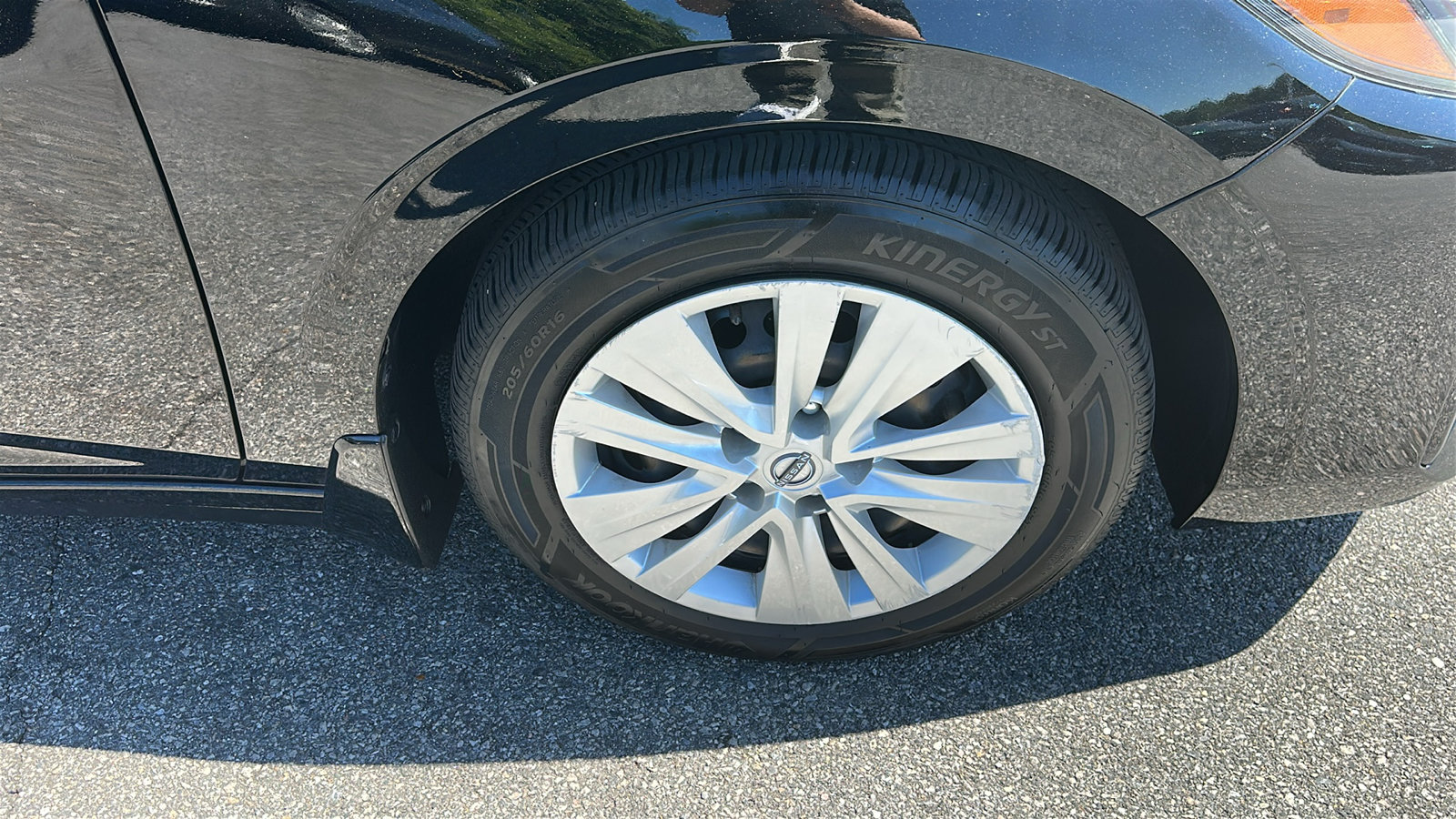Used 2024 Nissan Sentra S FWD image 8