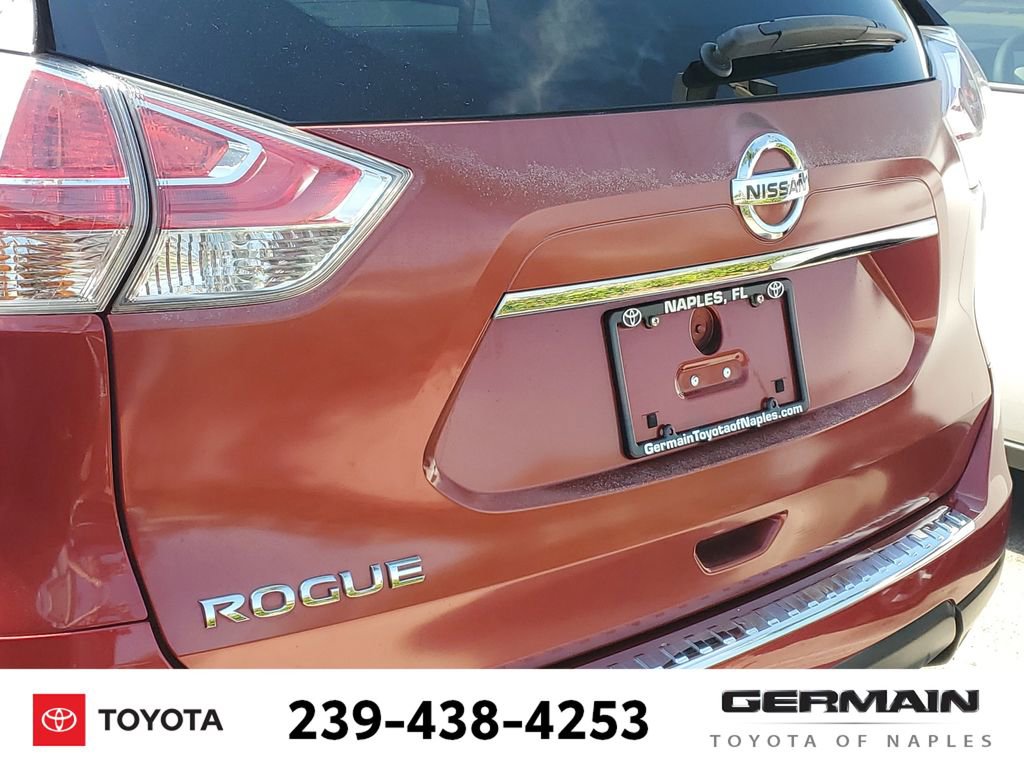 Used 2016 Nissan Rogue S w/ Appearance Package image 18