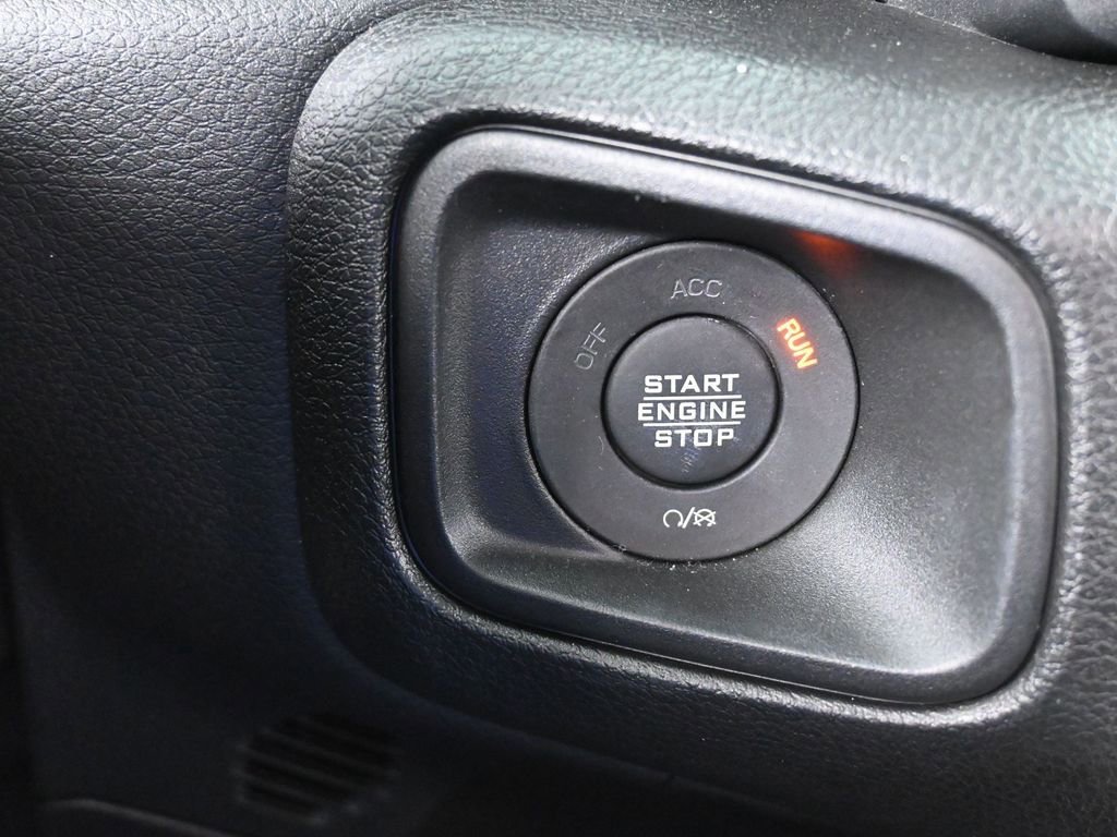 Used 2024 Jeep Gladiator Willys image 29