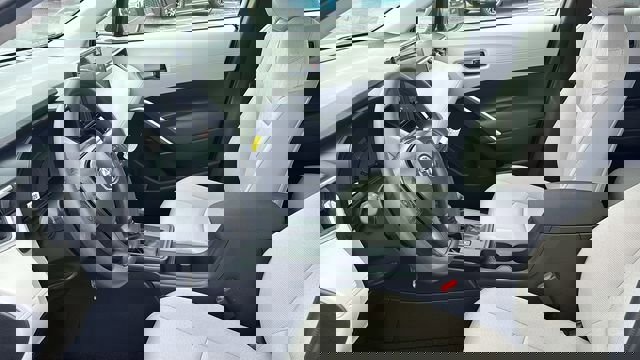 New 2026 Toyota Corolla Cross L image 23