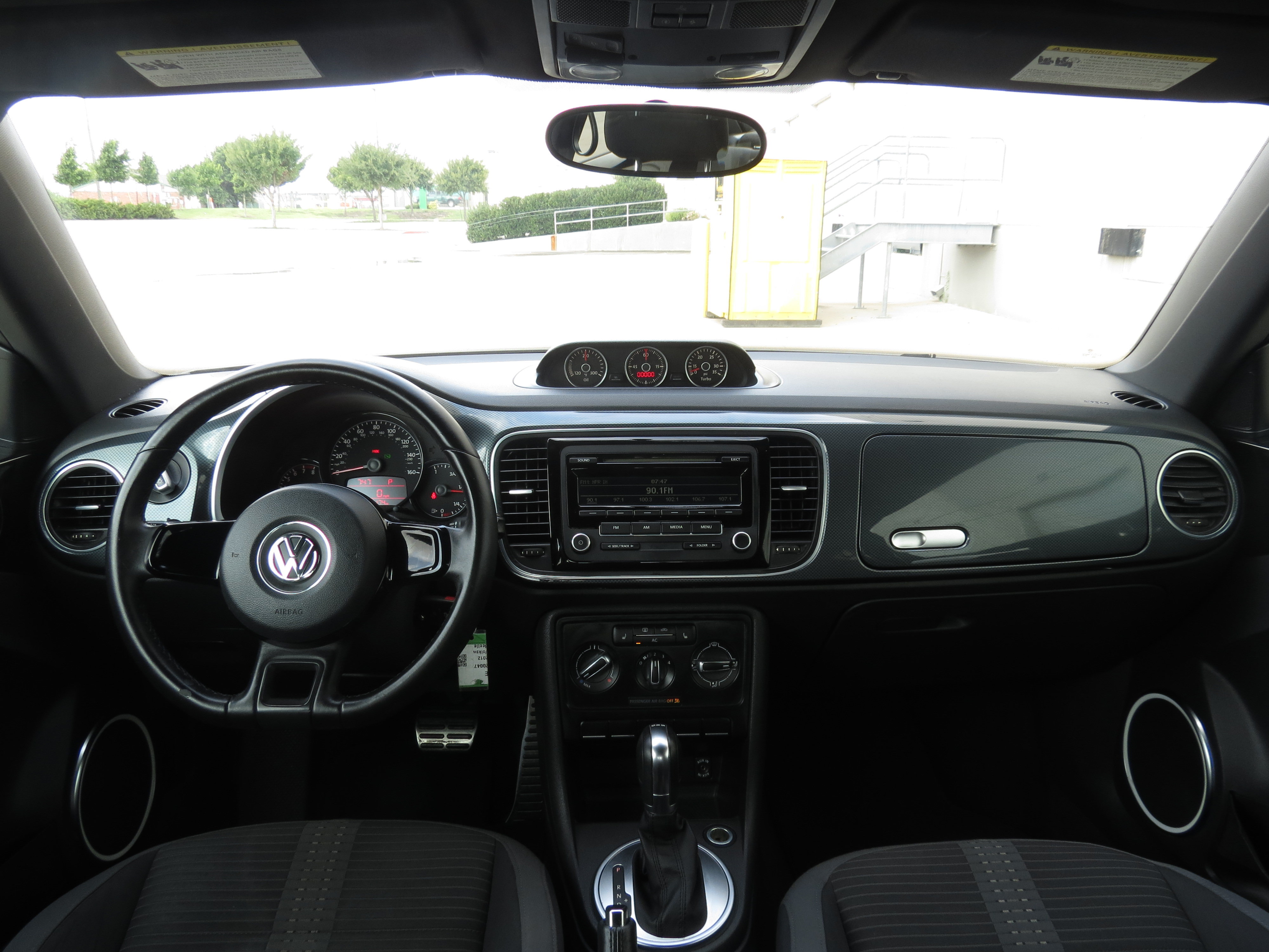 Used 2012 Volkswagen Beetle Turbo FWD image 11