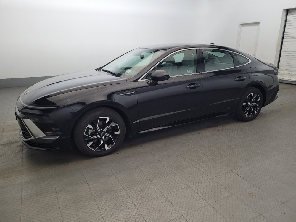Used 2024 Hyundai Sonata SEL FWD image 2