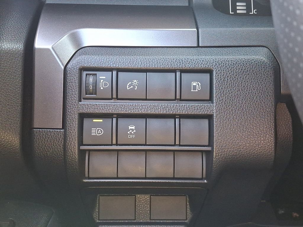 Used 2025 Toyota 4Runner SR5 AWD/4WD image 26