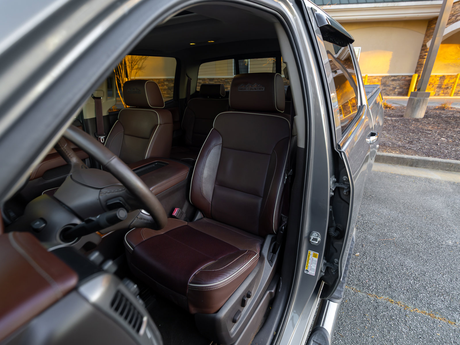 Used 2017 Chevrolet Silverado 1500 High Country image 11